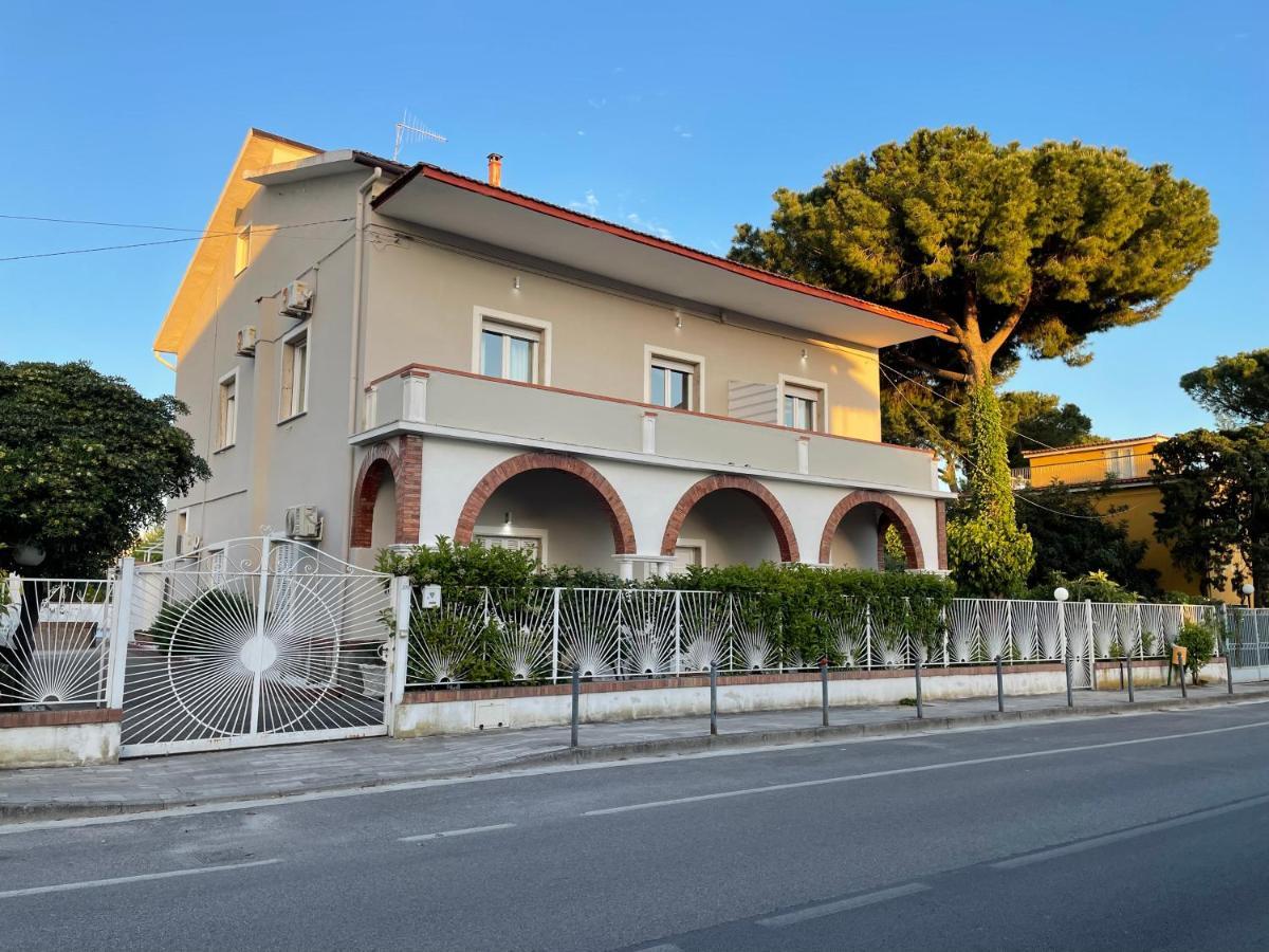 Villa Paestum Exterior photo
